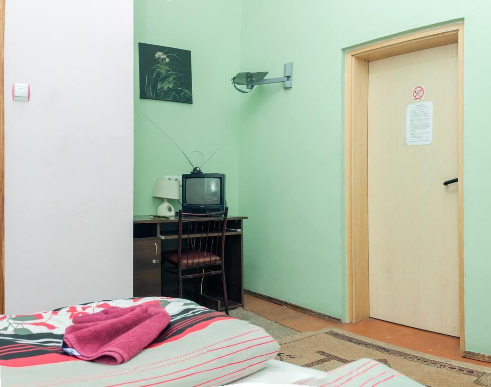 Apple Hostel Лвив Стая снимка
