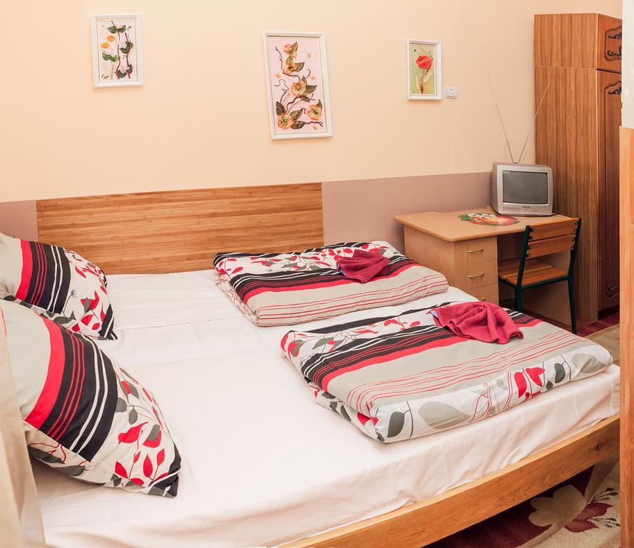 Apple Hostel Лвив Стая снимка