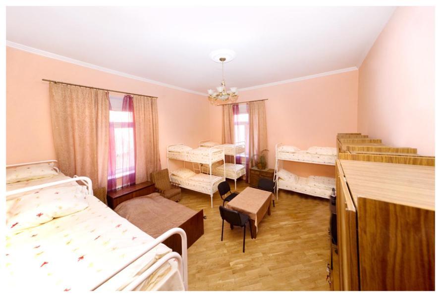 Apple Hostel Лвив Стая снимка